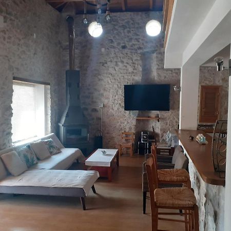 Tsitalia cottage house Leonídion Esterno foto