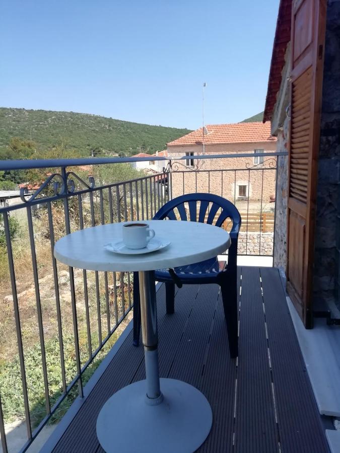 Tsitalia cottage house Leonídion Esterno foto