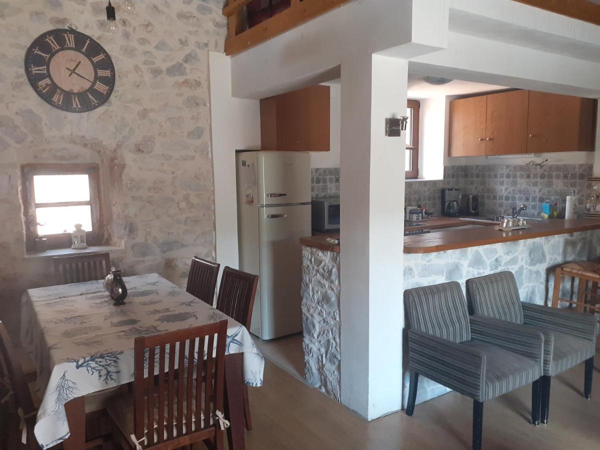 Tsitalia cottage house Leonídion Esterno foto